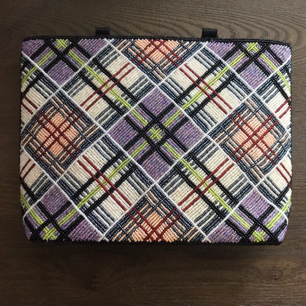 FENDI Beaded Crossbody - Picture 3 of 13